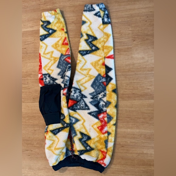 Jordan fleece sweats. Size small - Picture 8 of 9